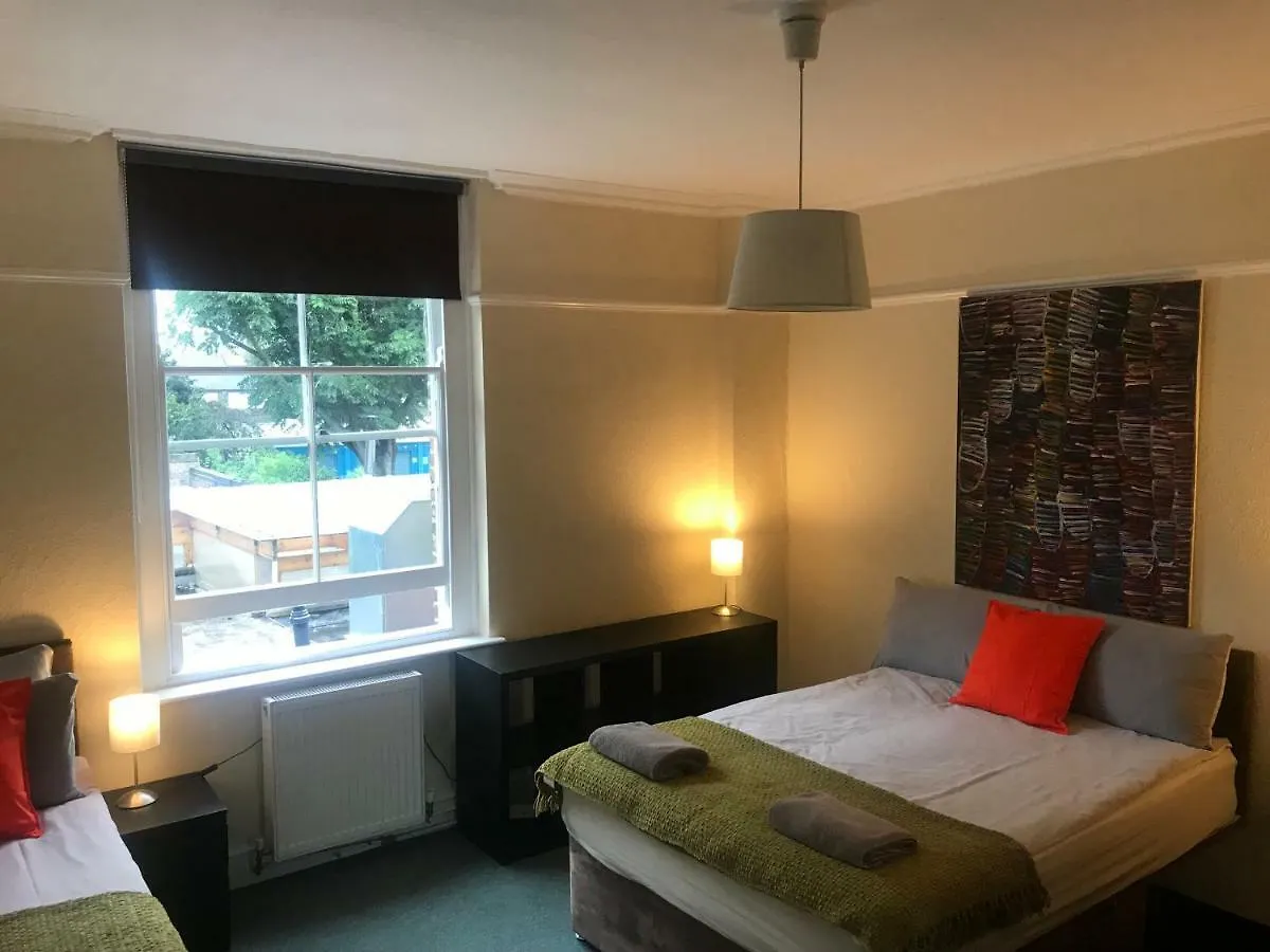 The Grange Pub Hotel London 3*,